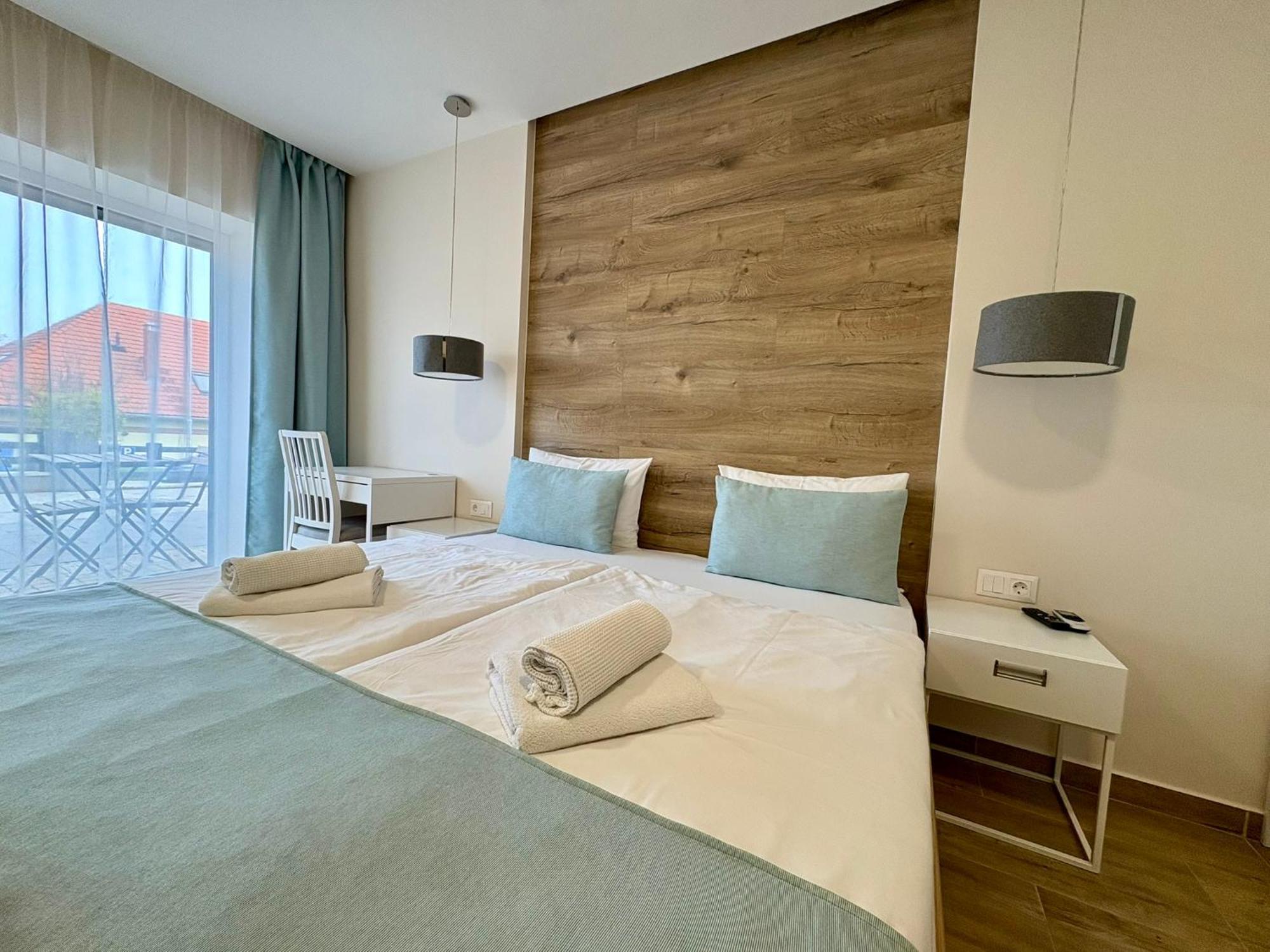 Magnolia Room & Spa - Adults Only Csopak Bagian luar foto